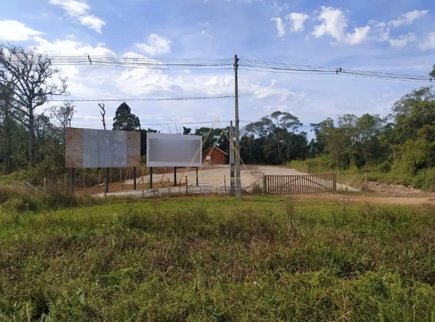 Foto 1 de Terreno / Lote à venda, 2275m2 em Balneario Picarras - SC