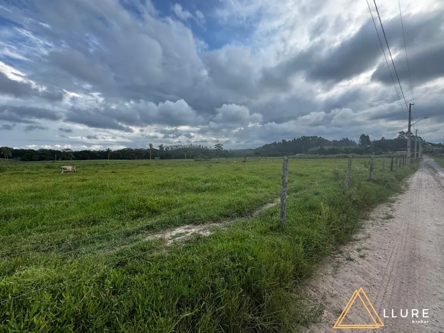 Foto 2 de Sítio / Rancho à venda em Balneario Picarras - SC