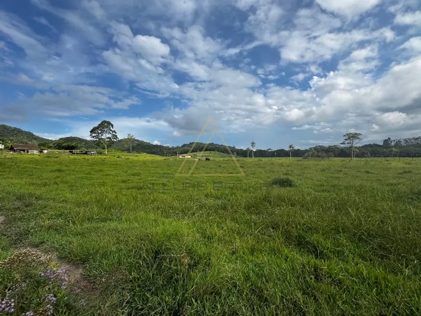 Foto 8 de Sítio / Rancho à venda em Balneario Picarras - SC