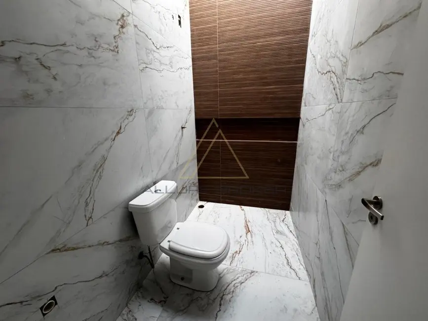 Foto 5 de Casa com 3 quartos à venda, 172m2 em Centro, Balneario Picarras - SC