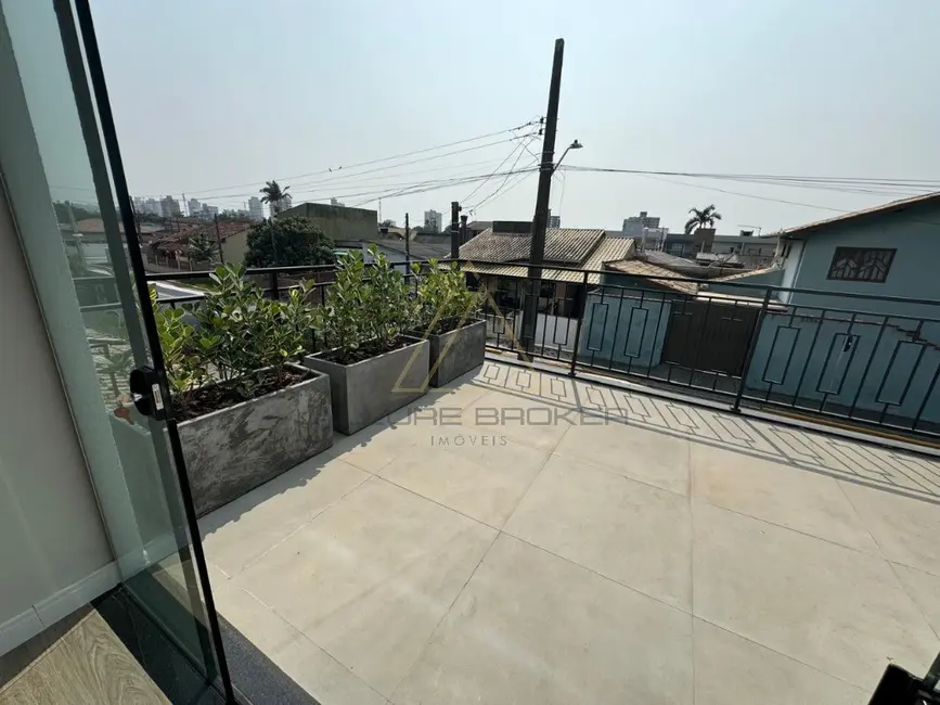 Foto 3 de Casa com 4 quartos à venda, 195m2 em Balneario Picarras - SC