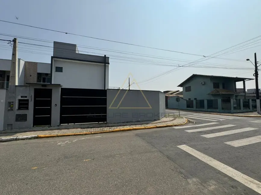 Foto 7 de Casa com 4 quartos à venda, 195m2 em Balneario Picarras - SC