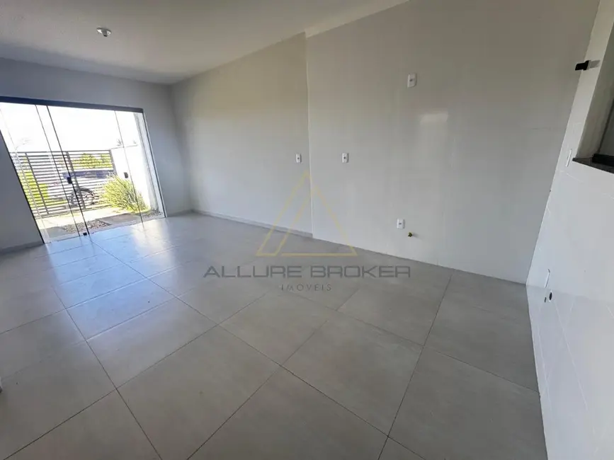 Foto 5 de Casa com 2 quartos à venda, 54m2 em Barra Velha - SC
