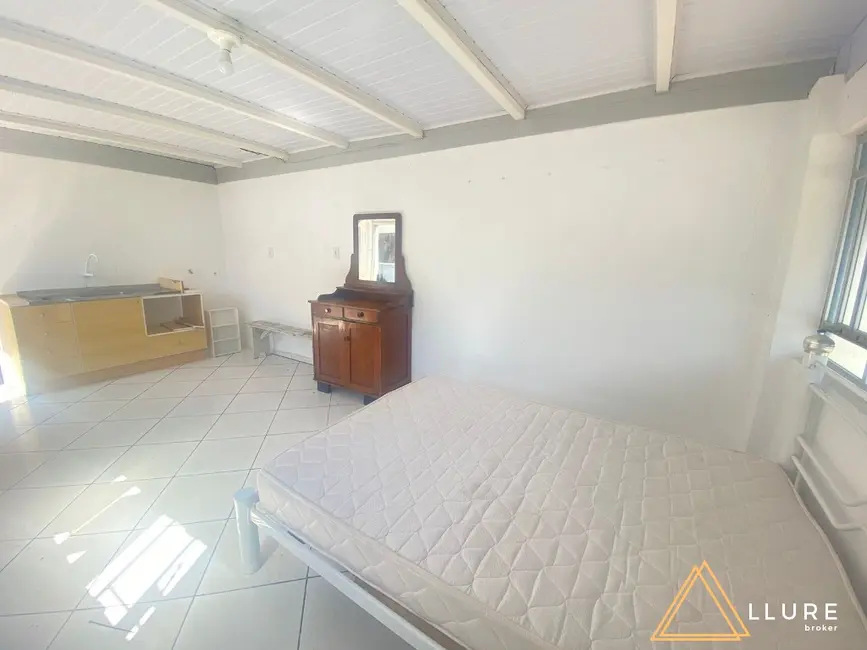 Foto 1 de Apartamento com 1 quarto para alugar, 35m2 em Gravatá, Navegantes - SC