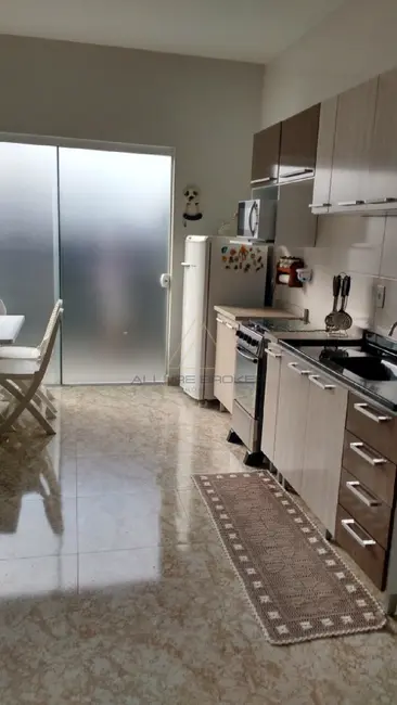 Foto 4 de Casa com 2 quartos à venda, 94m2 em Balneario Picarras - SC