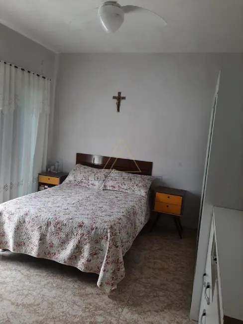 Foto 9 de Casa com 2 quartos à venda, 94m2 em Balneario Picarras - SC