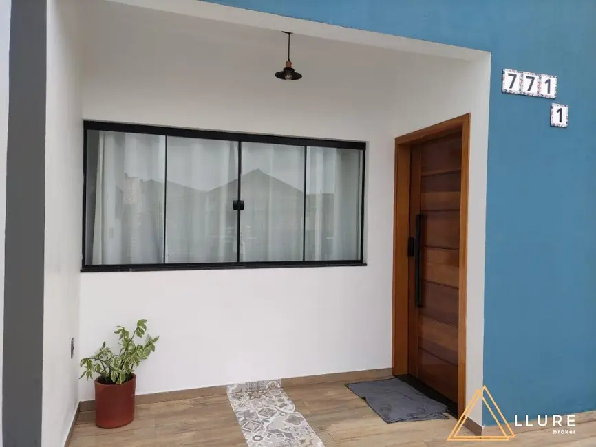 Foto 2 de Casa com 2 quartos à venda, 112m2 em Barra Velha - SC