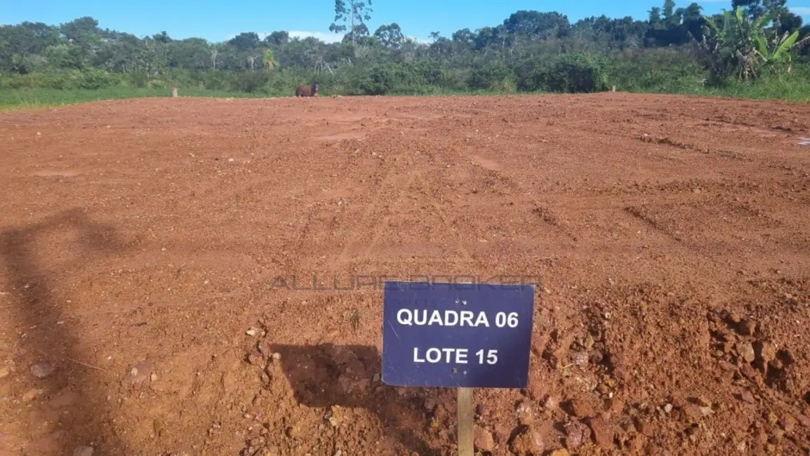 Foto 5 de Terreno / Lote à venda, 360m2 em Balneario Picarras - SC