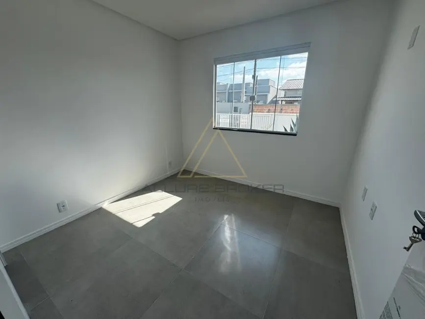 Foto 9 de Casa com 2 quartos à venda, 58m2 em Balneario Picarras - SC