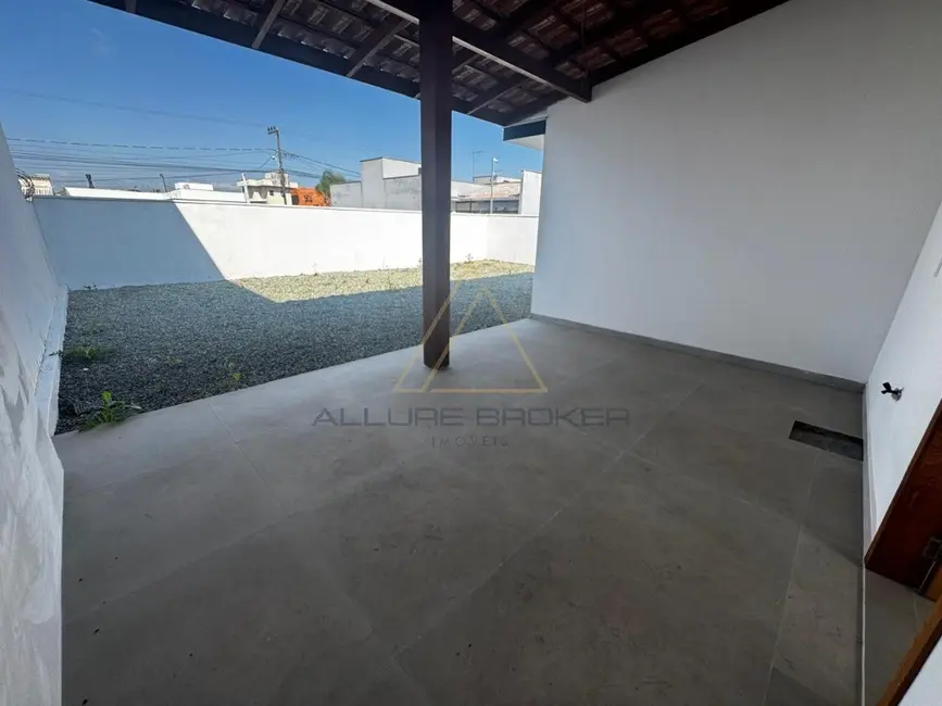 Foto 5 de Casa com 2 quartos à venda, 58m2 em Balneario Picarras - SC