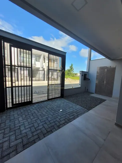 Foto 4 de Casa com 3 quartos à venda, 110m2 em Balneario Picarras - SC