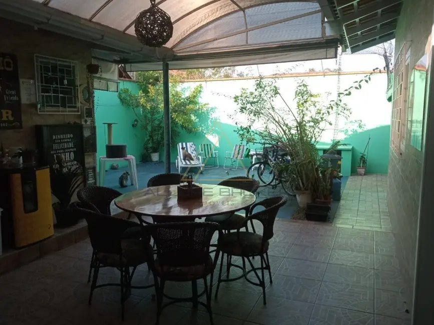 Foto 8 de Casa com 2 quartos à venda, 113m2 em Centro, Balneario Picarras - SC