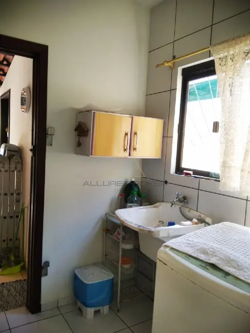 Foto 2 de Casa com 2 quartos à venda, 113m2 em Centro, Balneario Picarras - SC