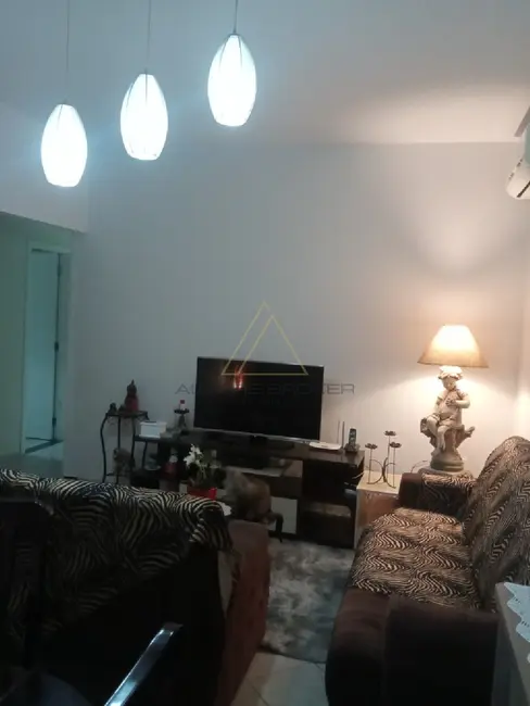 Foto 3 de Casa com 2 quartos à venda, 113m2 em Centro, Balneario Picarras - SC