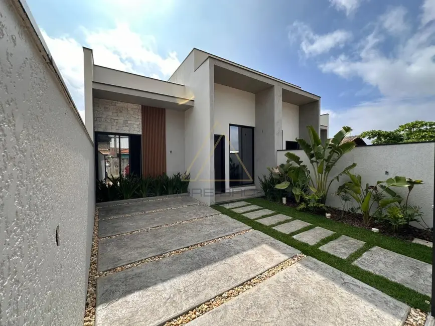 Foto 2 de Casa com 2 quartos à venda, 73m2 em Barra Velha - SC