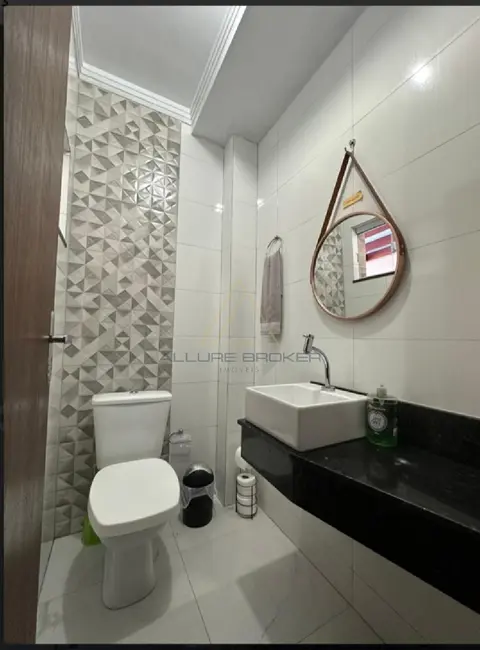 Foto 8 de Casa com 2 quartos à venda, 87m2 em Balneario Picarras - SC