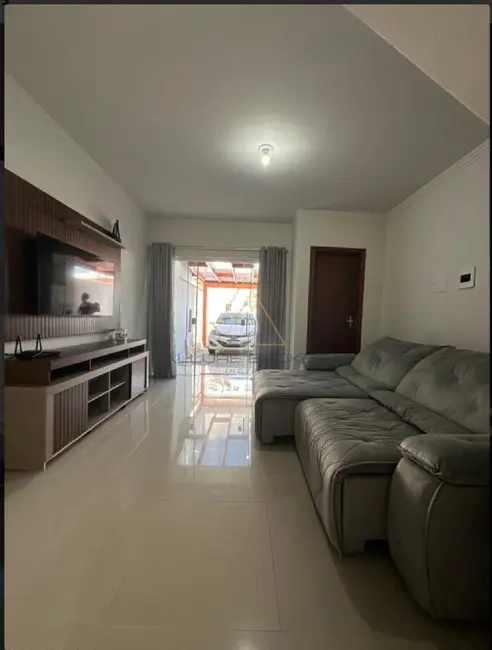 Foto 3 de Casa com 2 quartos à venda, 87m2 em Balneario Picarras - SC