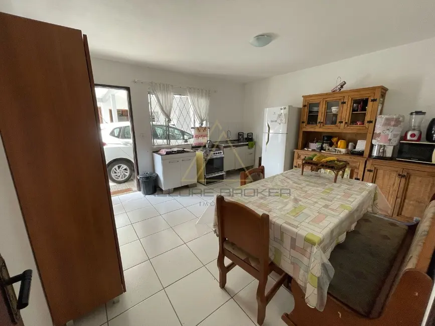 Foto 8 de Casa com 4 quartos à venda, 210m2 em Centro, Balneario Picarras - SC