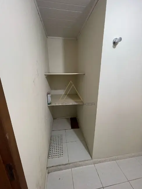 Foto 9 de Casa com 4 quartos à venda, 200m2 em Balneario Picarras - SC