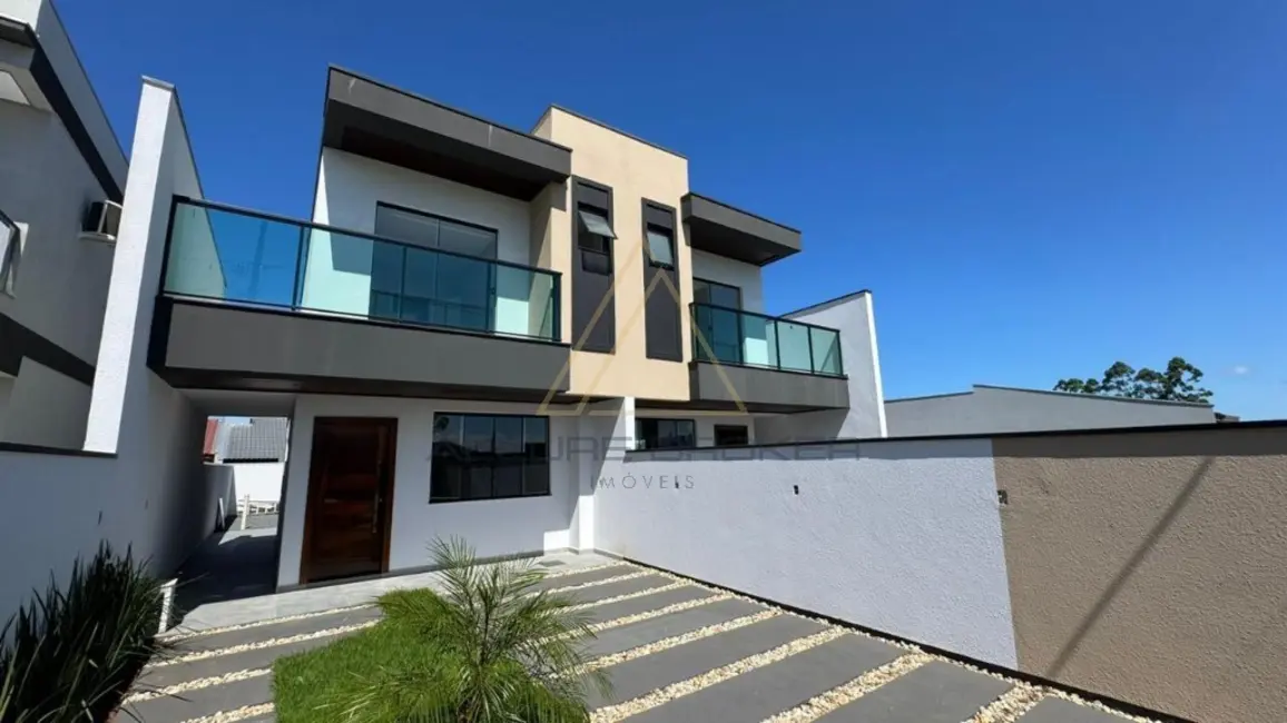 Foto 1 de Casa com 2 quartos à venda, 100m2 em Barra Velha - SC