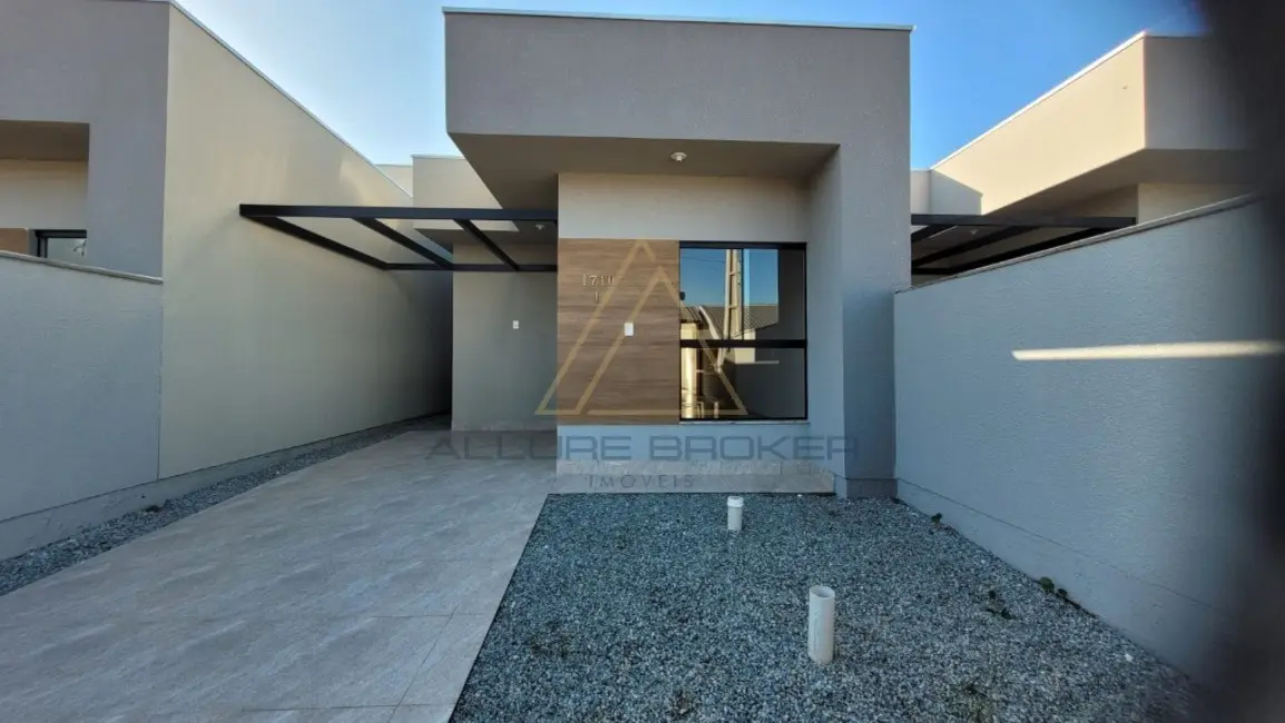 Foto 1 de Casa com 2 quartos à venda, 58m2 em Barra Velha - SC