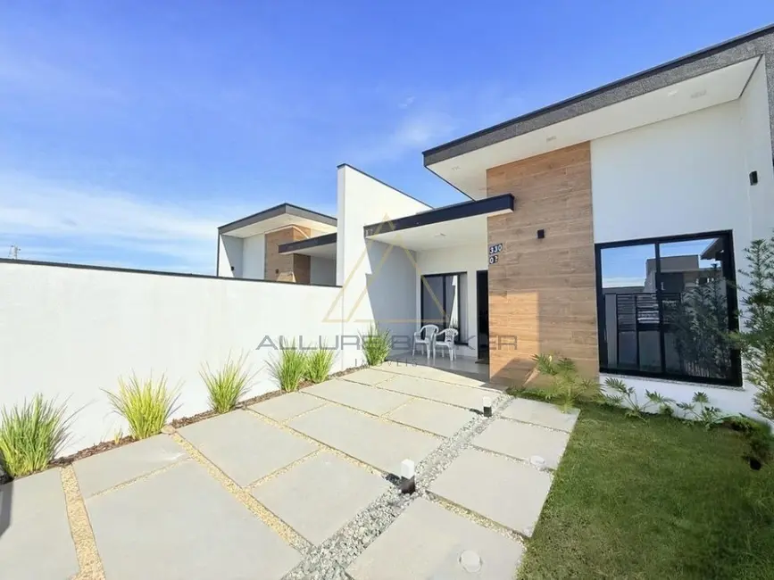 Casa com 2 quartos à venda, 73m2 em Barra Velha - SC - imagem 2 Foto 2 de Casa com 2 quartos à venda, 73m2 em Barra Velha - SC