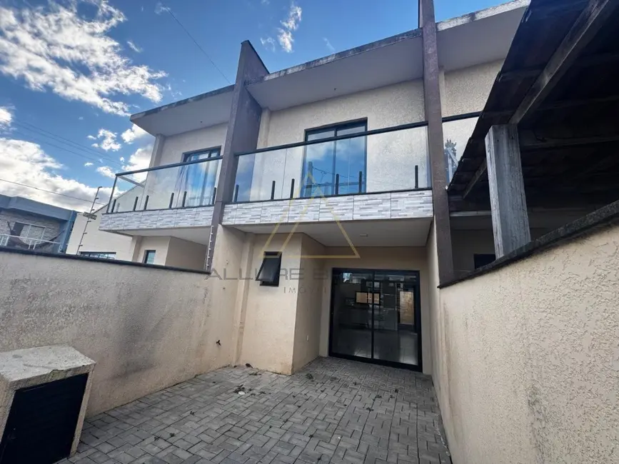 Foto 1 de Casa com 2 quartos à venda, 77m2 em Balneario Picarras - SC