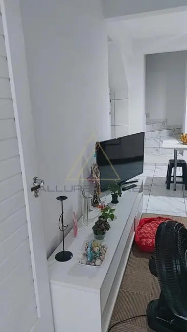 Foto 9 de Casa com 2 quartos à venda, 60m2 em Balneario Picarras - SC