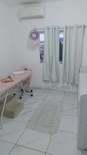 Foto 3 de Casa com 2 quartos à venda, 60m2 em Balneario Picarras - SC