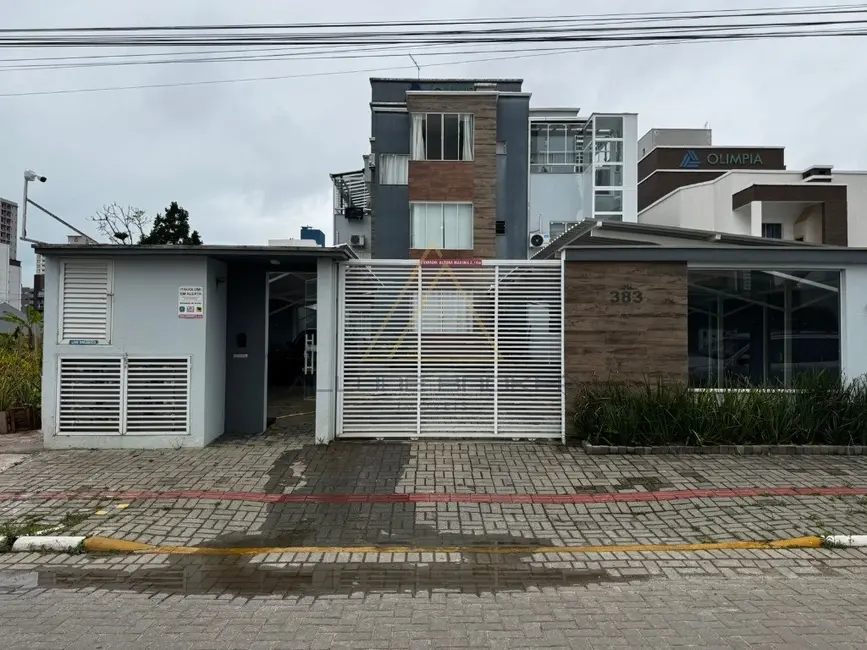 Foto 2 de Apartamento com 2 quartos para alugar, 52m2 em Balneario Picarras - SC