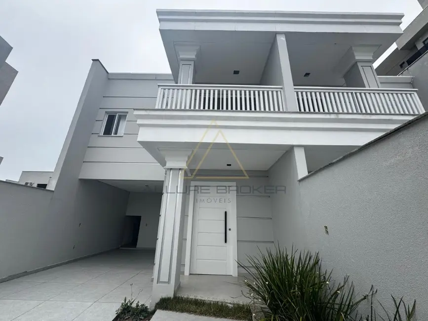 Foto 2 de Casa com 3 quartos à venda, 170m2 em Barra Velha - SC
