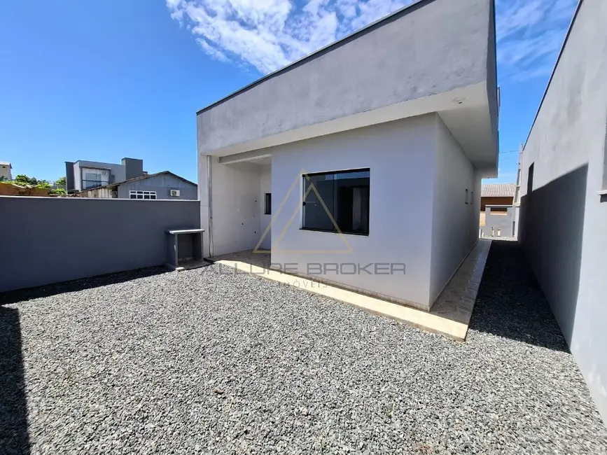 Casa com 2 quartos à venda, 60m2 em Barra Velha - SC - imagem 9 Foto 9 de Casa com 2 quartos à venda, 60m2 em Barra Velha - SC