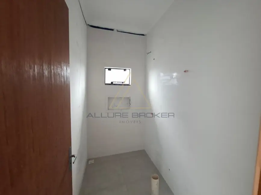 Casa com 2 quartos à venda, 60m2 em Barra Velha - SC - imagem 4 Foto 4 de Casa com 2 quartos à venda, 60m2 em Barra Velha - SC