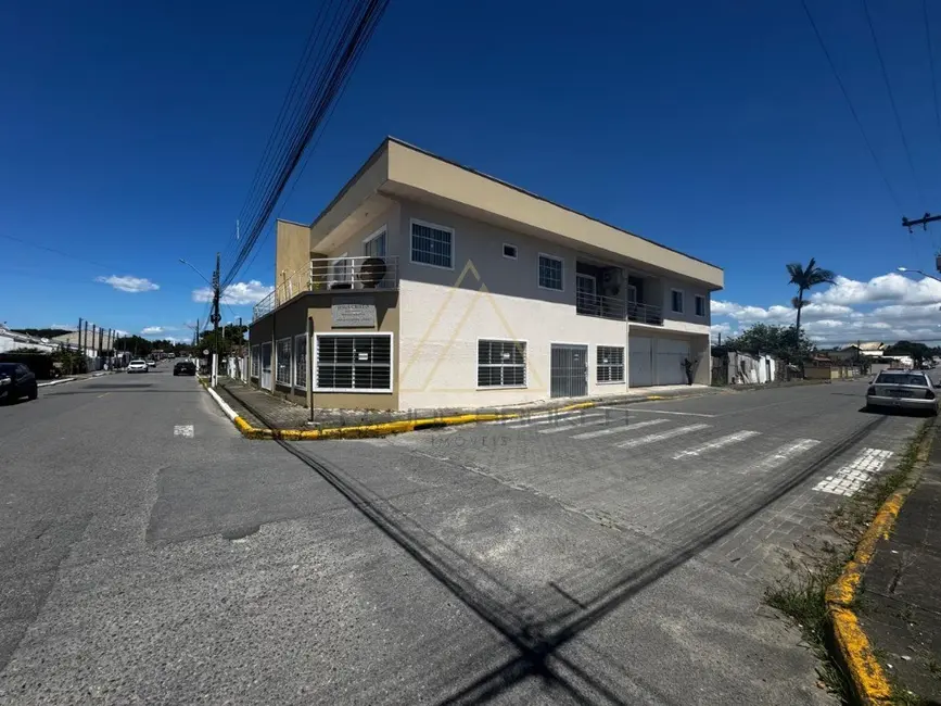 Foto 2 de Sala Comercial para alugar, 450m2 em Balneario Picarras - SC