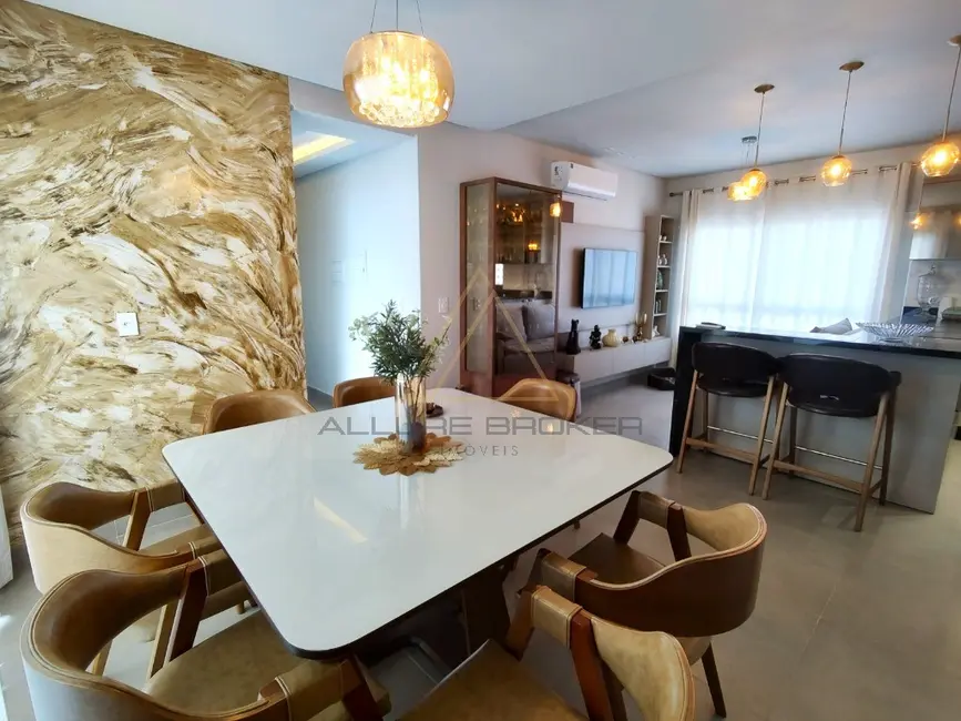 Foto 1 de Apartamento com 4 quartos à venda, 165m2 em Balneario Picarras - SC