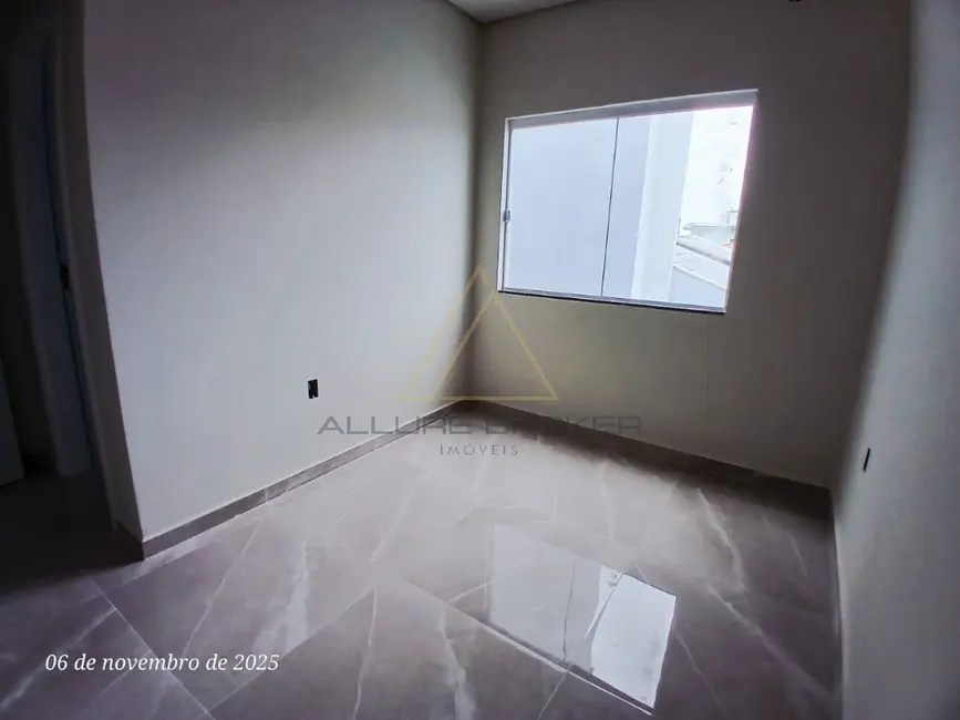 Foto 6 de Casa com 3 quartos à venda, 80m2 em Barra Velha - SC