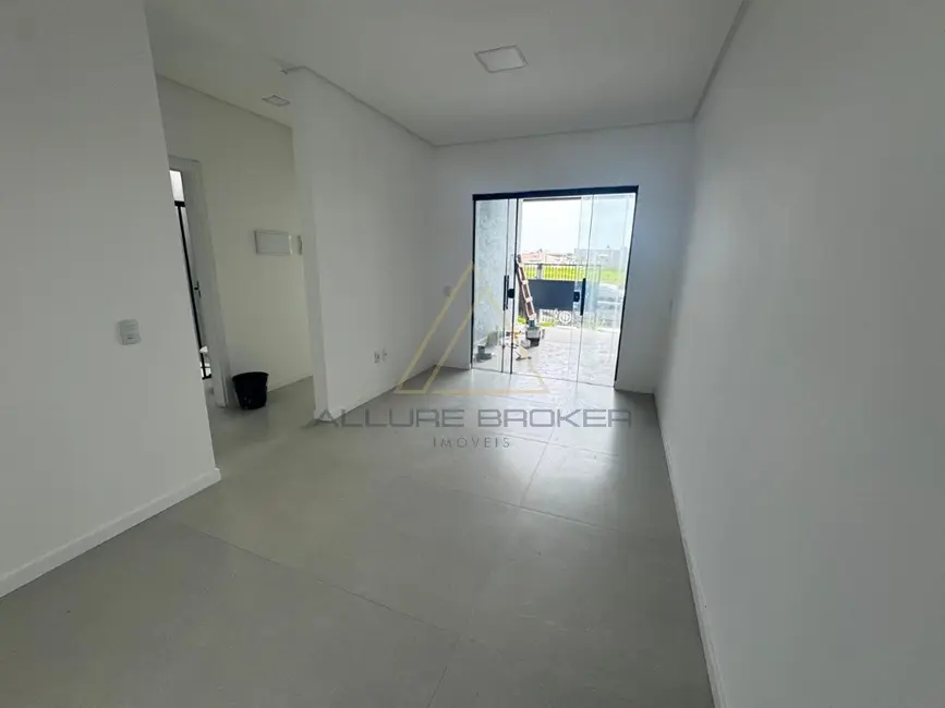 Casa com 2 quartos à venda, 78m2 em Balneario Picarras - SC - imagem 9 Foto 9 de Casa com 2 quartos à venda, 78m2 em Balneario Picarras - SC