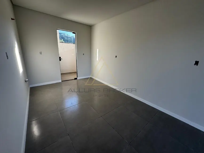 Foto 8 de Casa com 2 quartos à venda, 50m2 em Barra Velha - SC