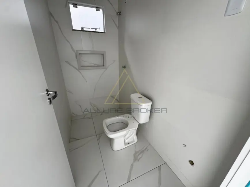 Foto 5 de Casa com 2 quartos à venda, 65m2 em Barra Velha - SC