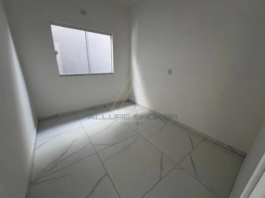 Foto 4 de Casa com 2 quartos à venda, 65m2 em Barra Velha - SC