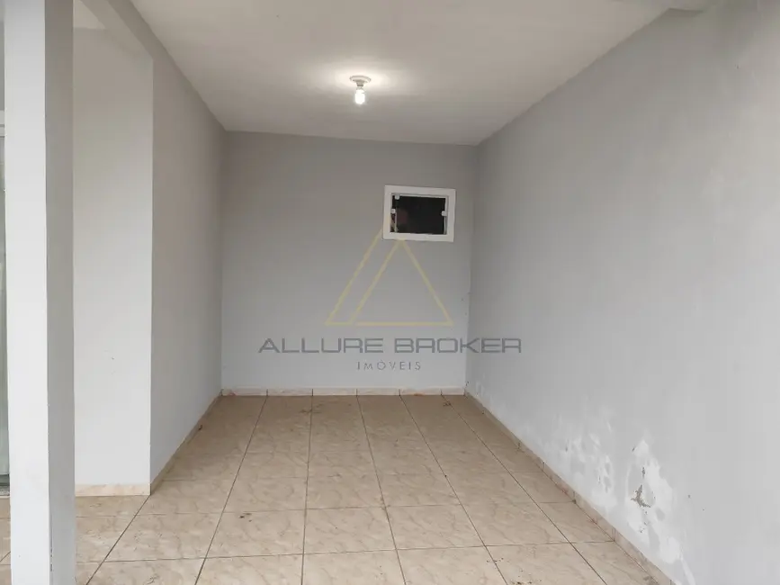 Casa com 2 quartos para alugar, 60m2 em Balneario Picarras - SC - imagem 2 Foto 2 de Casa com 2 quartos para alugar, 60m2 em Balneario Picarras - SC