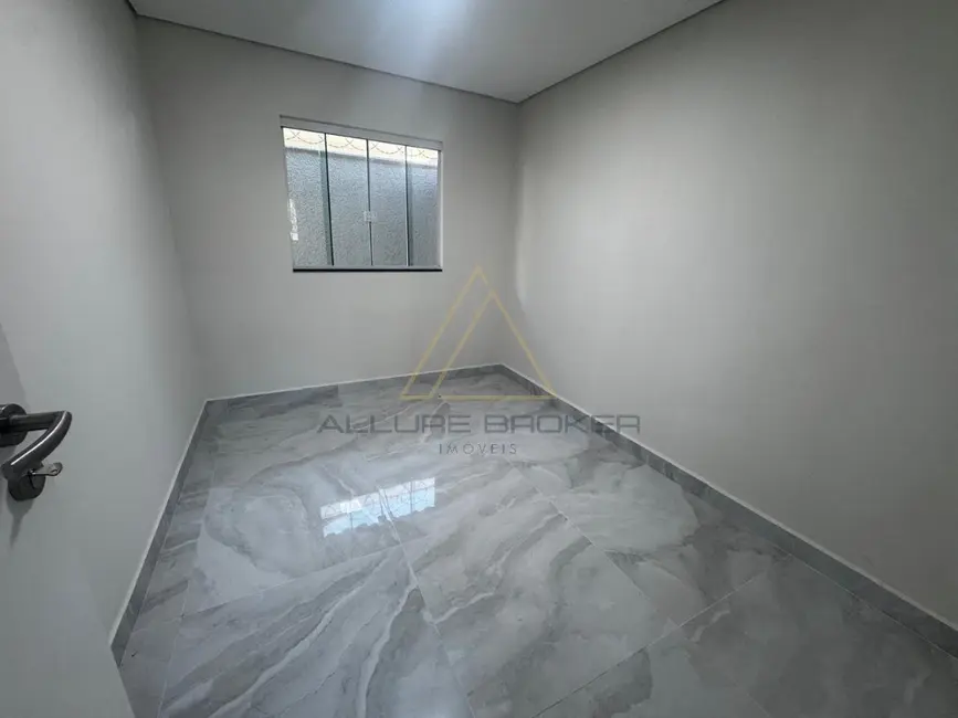 Foto 3 de Casa com 3 quartos à venda, 130m2 em Centro, Balneario Picarras - SC