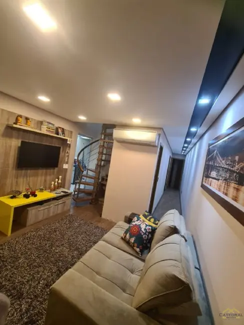 Foto 1 de Sobrado com 3 quartos à venda, 106m2 em Jundiai - SP