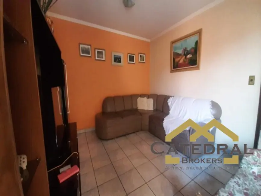 Sobrado com 6 quartos à venda, 360m2 em Centro, Jundiai - SP - imagem 2 Foto 2 de Sobrado com 6 quartos à venda, 360m2 em Centro, Jundiai - SP