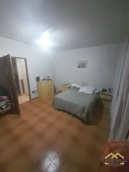 Casa com 4 quartos à venda, 322m2 em Colônia, Jundiai - SP - imagem 9 Foto 9 de Casa com 4 quartos à venda, 322m2 em Colônia, Jundiai - SP