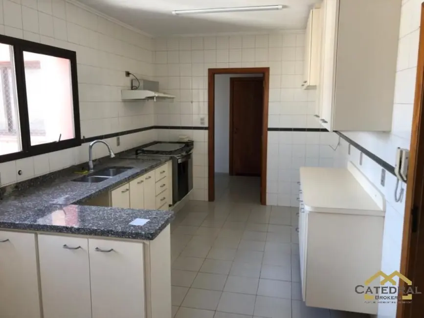 Apartamento com 4 quartos à venda, 358m2 em Centro, Jundiai - SP - imagem 8 Foto 8 de Apartamento com 4 quartos à venda, 358m2 em Centro, Jundiai - SP
