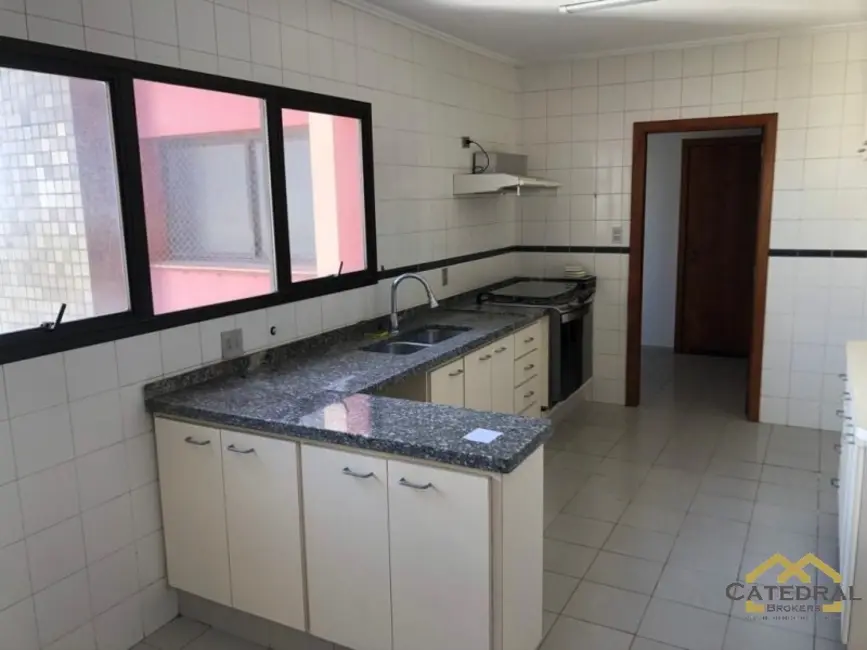 Apartamento com 4 quartos à venda, 358m2 em Centro, Jundiai - SP - imagem 9 Foto 9 de Apartamento com 4 quartos à venda, 358m2 em Centro, Jundiai - SP