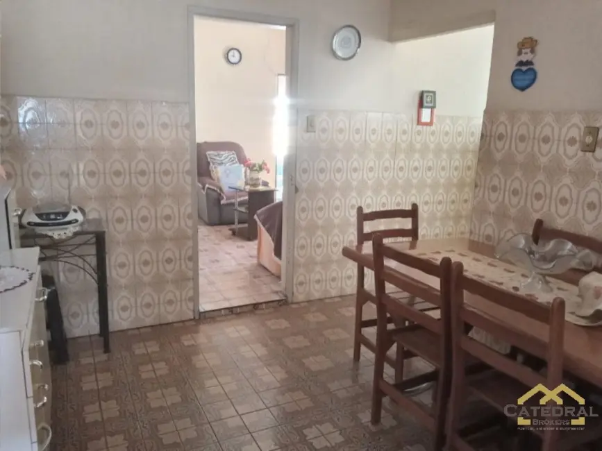 Casa com 1 quarto à venda, 185m2 em Jundiai - SP - imagem 3 Foto 3 de Casa com 1 quarto à venda, 185m2 em Jundiai - SP