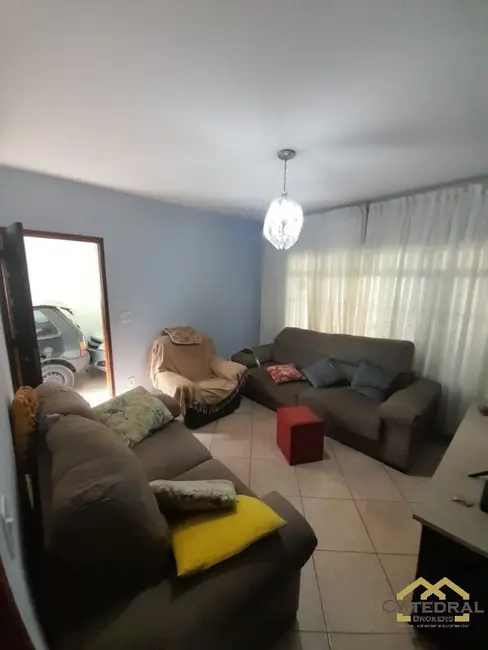 Casa com 4 quartos à venda, 180m2 em Jardim Tarumã, Jundiai - SP - imagem 2 Foto 2 de Casa com 4 quartos à venda, 180m2 em Jardim Tarumã, Jundiai - SP