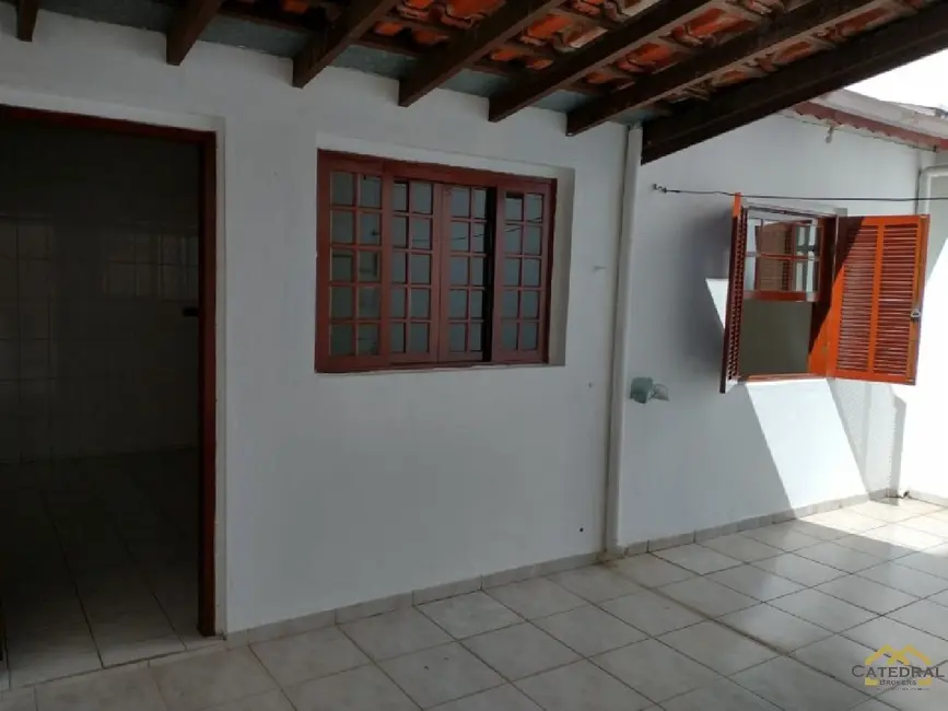 Sobrado com 2 quartos à venda, 159m2 em Vila Galvão, Jundiai - SP - imagem 3 Foto 3 de Sobrado com 2 quartos à venda, 159m2 em Vila Galvão, Jundiai - SP